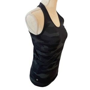 ATHLETA Speedlight Camo Tank‎ Top Size Small Lightweight Workout Gym